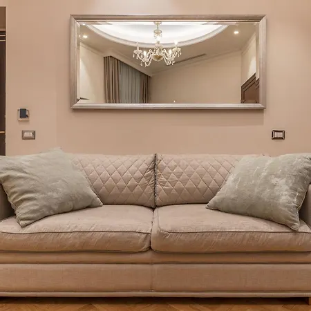 900 Emilia/corte Apartment