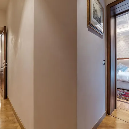 900 Emilia/corte Apartment Rom