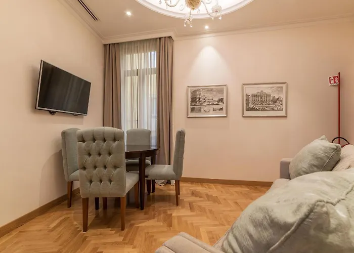 900 Veneto & Pinciana Διαμέρισμα *