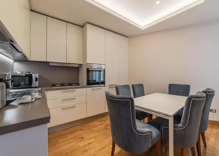 900 Veneto & Pinciana * Ρώμη