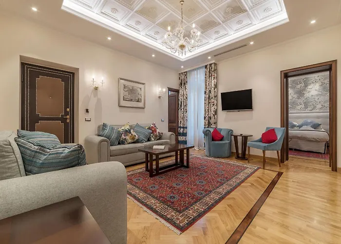 900 Veneto & Pinciana *