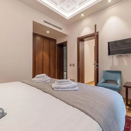 900 Veneto & Pinciana Apartman *
